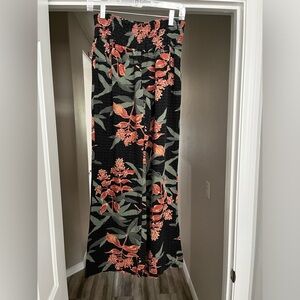 O'Neill Juniors L Johnny Carolina Black Hawaiian Smocked Waist Pants $49 MSRP